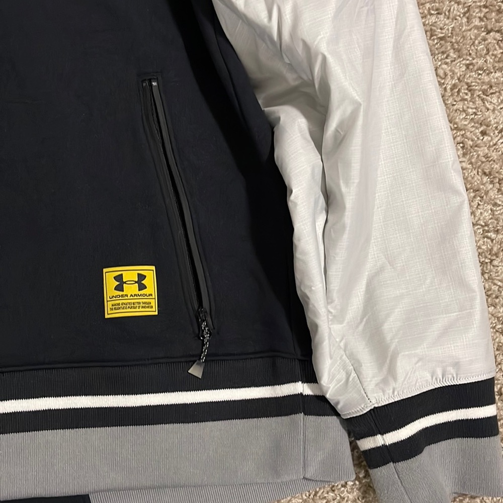 NWOT UNDER ARMOUR ALLSEASONGEAR UA BASKETBALL R.T.W. MEN`S XL JACKET 1254243 … - Picture 5 of 11